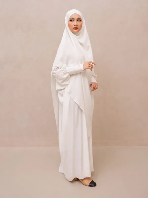 Saqqina Hijab - One Set Abaya Aluna & Khimar Hilya (Abaya Gamis Set Khimar Niqab Haji dan Umrah Bahan Andalusia / Anti Uv) Gamis Muslim Wanita Super Premium Quality - Abaya Saqqina Hijab